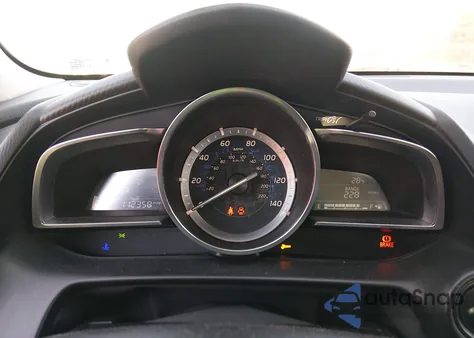 2016 Scion Ia z USA, uszkodzony, nr VIN 3MYDLBZV0GY126332